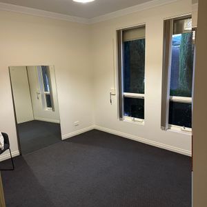 Warradale - Photo 2