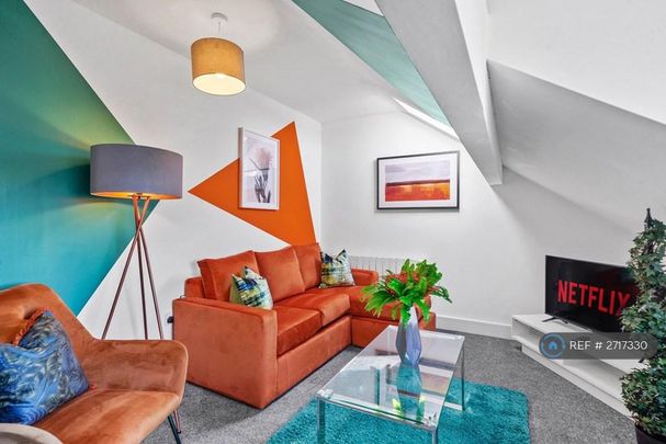 1 bedroom flat to rent - Photo 1