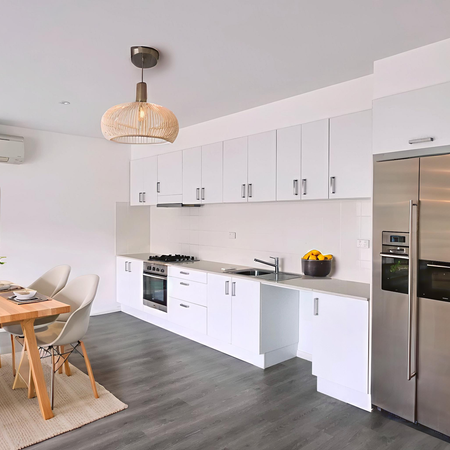 Modern One-Bedroom Apartment in a Boutique Block - Lifestyle and Convenience Combined - Photo 3