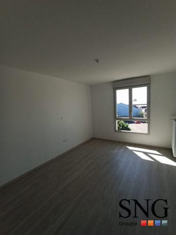 T2 AVEC BALCON ET PARKING - Photo 5