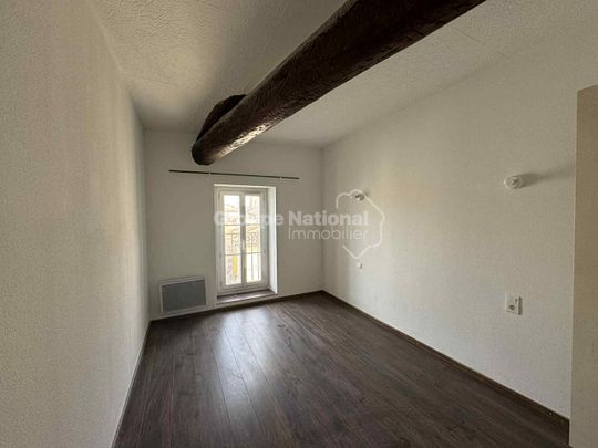 T3 RÉNOVÉ - RUE DE LA REPUBLIQUE ARLES, - Photo 1