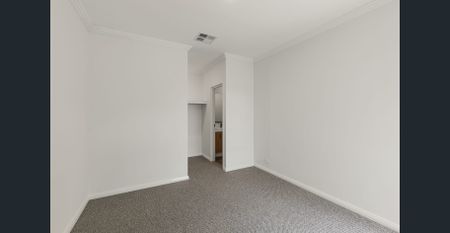 Opportunity comes along ! - Photo 2