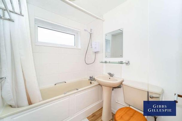 Makepeace Road, Northolt, UB5 - Photo 1