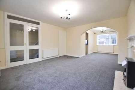 Three Bedroom Terraced House To Let On Cowdray Court, Kingston Park, Newcastle Upon Tyne, NE3 - Photo 2