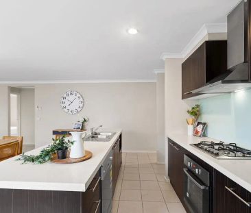 “Modern Family Home in Doreen with 4 Bedrooms” - Photo 3