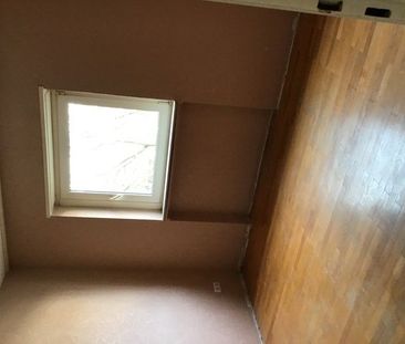 Erstbezug nach Sanierung. drei Zimmer im Zweiten Obergeschoß, Balkon auf der Rückseite - Foto 4