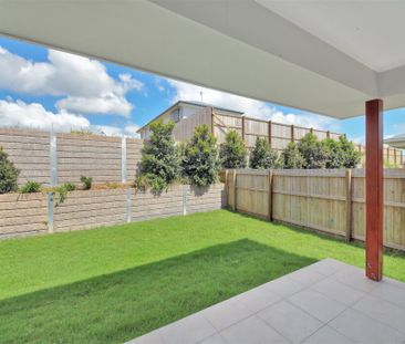 Beautiful Four-Bed Brand New house at Victoria Point - Photo 3
