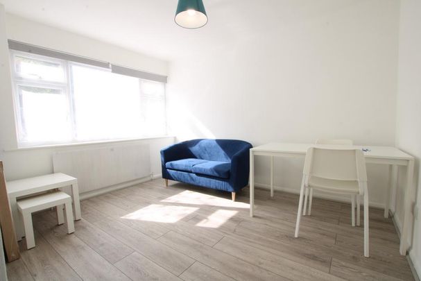 4 bedroom house share to rent - Photo 1