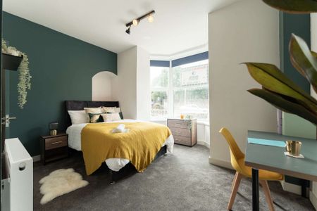 😁 Modern HMO in a great location 😁 Room 3 - Photo 3