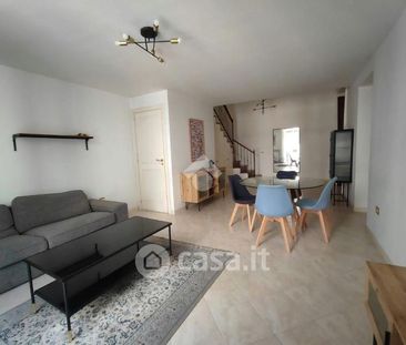Trilocale in Affitto in Via Sant'Anna dei Lombardi 10 a Napoli - Foto 3