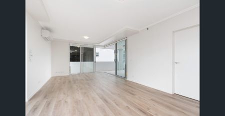 Picturesque location offering executive Living - Photo 3