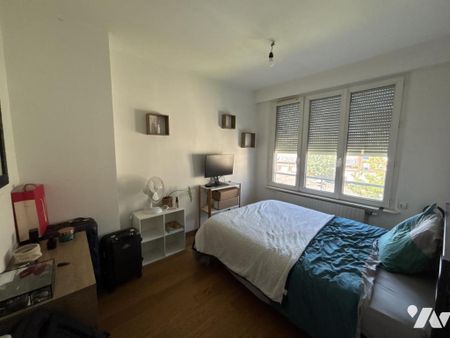 T4 en triplex quartier St Leu - Photo 3