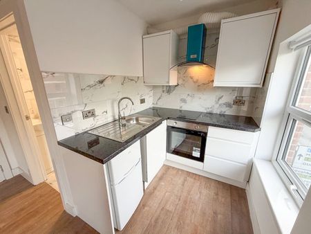 Studio Flat, Mansfield Rd - All Inclusive, NG1 - Photo 4