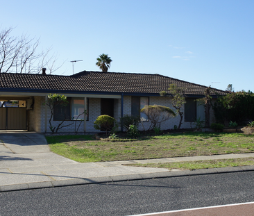 90 Conidae Drive, Heathridge, WA - Photo 1