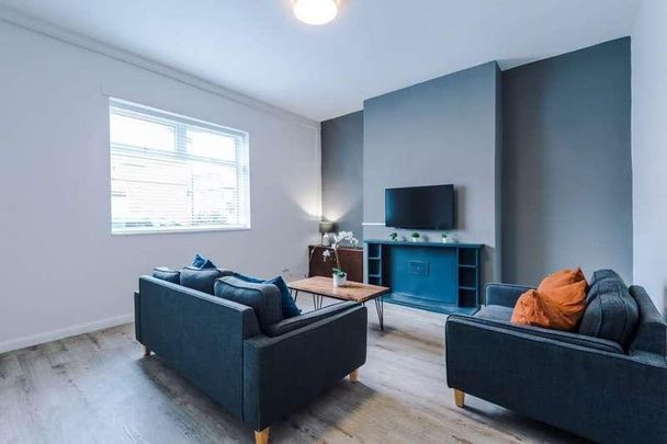 Stratford Road, Newcastle Upon Tyne, NE6 - Photo 1