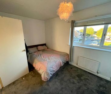 2 bedroom semi-detached house to rent - Photo 5