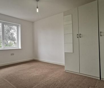 Comberton Road, BIRMINGHAM - Photo 3