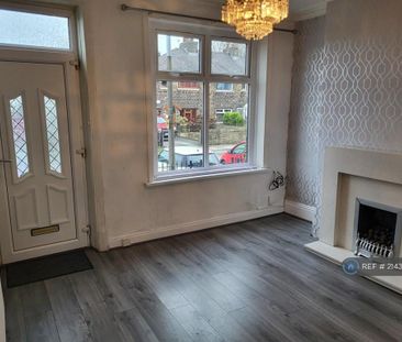 2 bedroom end of terrace house to rent - Photo 1