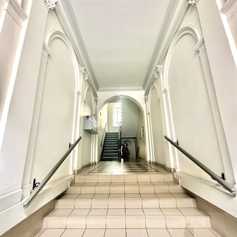 Centrum okolice Kaskady - 5 pok. - Photo 1