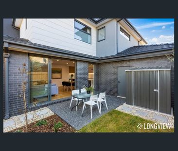 A Fresh Take on Luxury Living in the Heart of Mulgrave - Photo 6