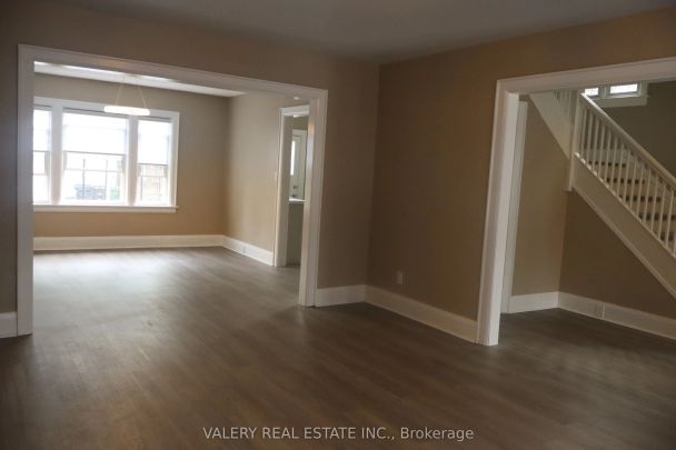 207 Oakwood Avenue - Photo 1