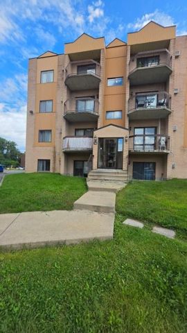 Appartement à louer - Laval (Chomedey) (Place Renaud) - Photo 3
