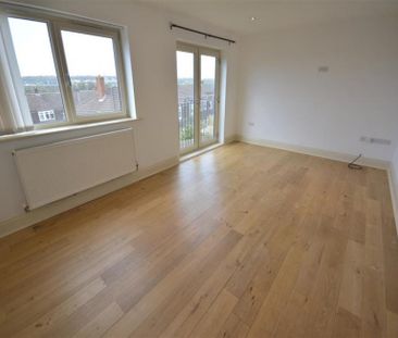 3 Bedroom Semi Detached To Let - Photo 5