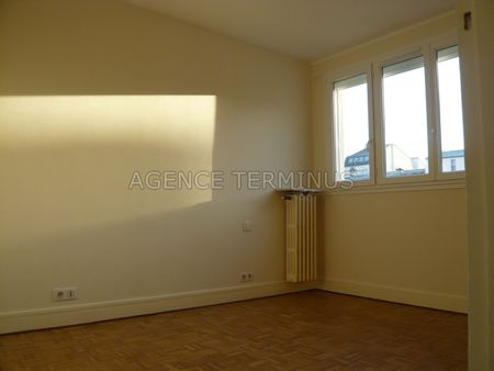Location Appartement 5 pièces 117m² ENGHIEN LES BAINS 95880 - Photo 5