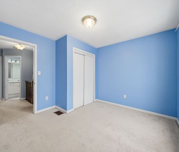 For Lease - 2466 Appalachain Drive, Oakville, Ontario - Photo 4