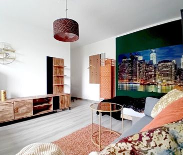 Helles WG-Zimmer in Neuhausen, 16 qm, in 3er WG, möbliert - Photo 1