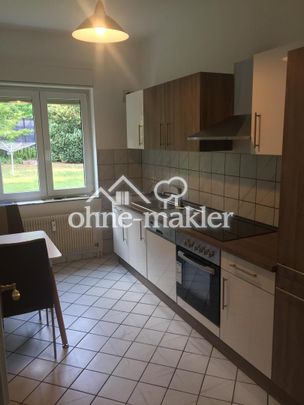 Charmante 4 Zimmer-Wohnung mit traumhaften Garten! - Photo 1