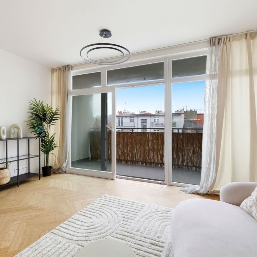 Pronájem bytu 2+kk • 48 m² bez realitkyBiskupcova, Praha - Žižkov - Photo 1