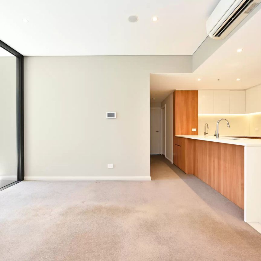 609/2 Waterways Street, 2127, Wentworth Point Nsw - Photo 1