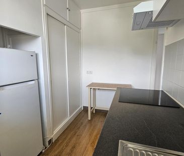 Location Appartement 2 pièces 42m² NICE 06100 - Photo 5