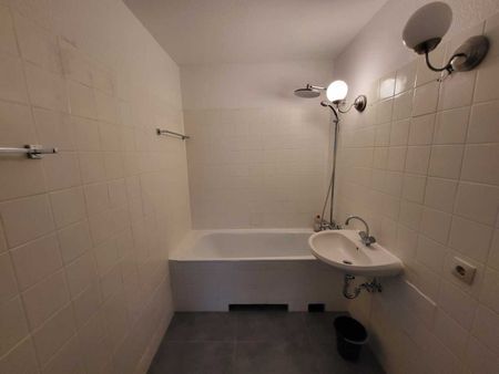 2-Zimmer-Wohnung in top Lage! WBS erforderlich!!! - Photo 3