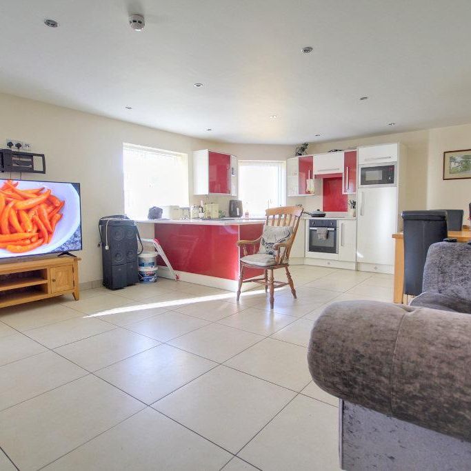 2 bedroom house to rent - Photo 1