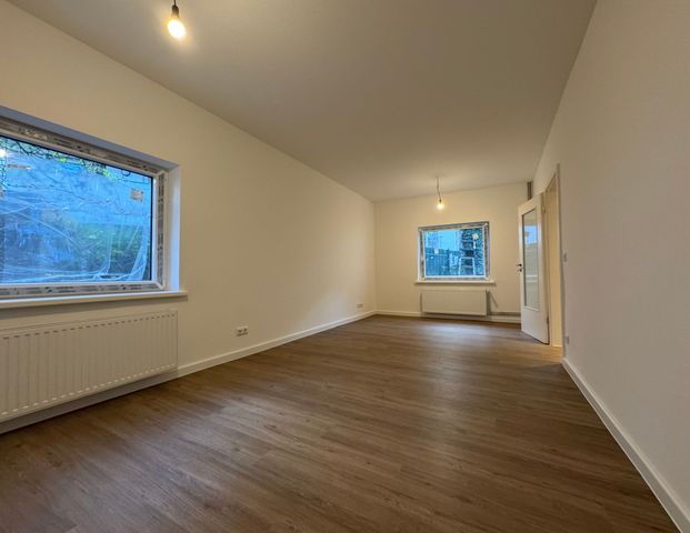 Ein Haus in der Stadt – Nachhaltig modernisiert! - Photo 1