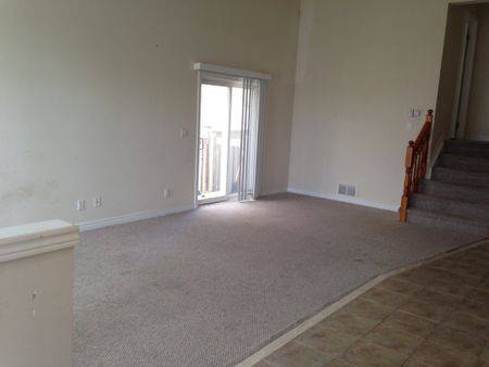 7 Silvermaple Road - Photo 2