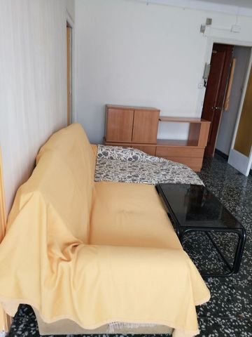Alquiler de piso en Calle de la Riera, 18 - Photo 2