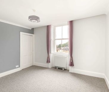 Camden Crescent - Photo 5