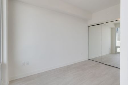 For Lease - 15 Queens Quay Unit# 518, Toronto, Ontario - Photo 2
