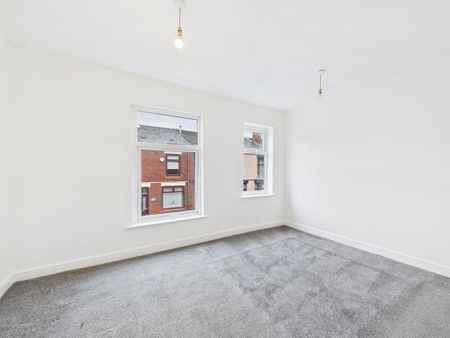 3 bedroom terraced house to rent - Photo 5