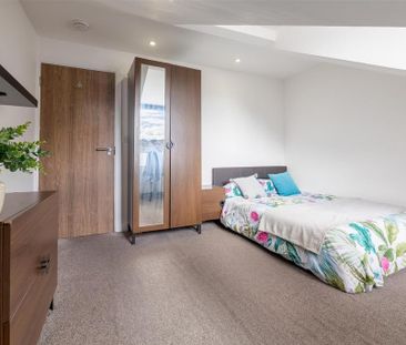 5 bedroom private hall to rent - Photo 4