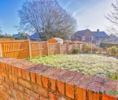 1 BEDROOM Maisonette - Photo 1