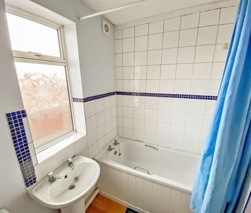2 BED Apartment To rent - Photo 2