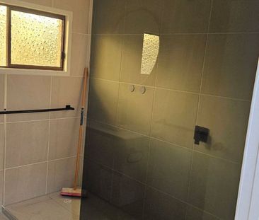 Spacious Family Home with Self-Contained Granny Flat - Photo 4