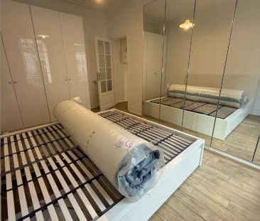 Appartement meublé neuf de 59 m2 rénové en entier - 1 chambre avec ... - Photo 1