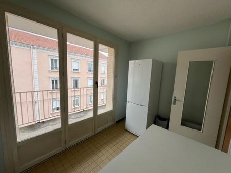 APPARTEMENT T1 [MEUBLE] A LOUER A ROANNE - MULSANT - Photo 3