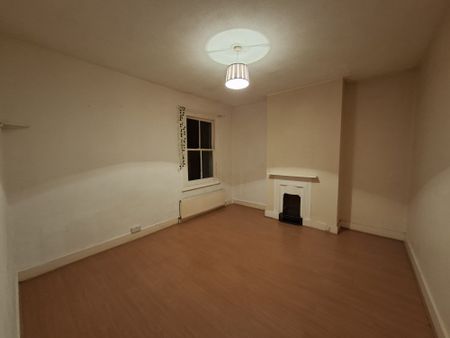 Fairfield Road - Photo 3