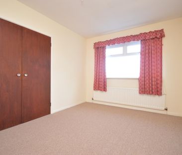 3 Bed Detached Bungalow - Photo 5